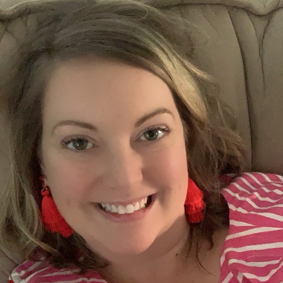 Meet your Posher, Ashlyn - Picture 1 of 1